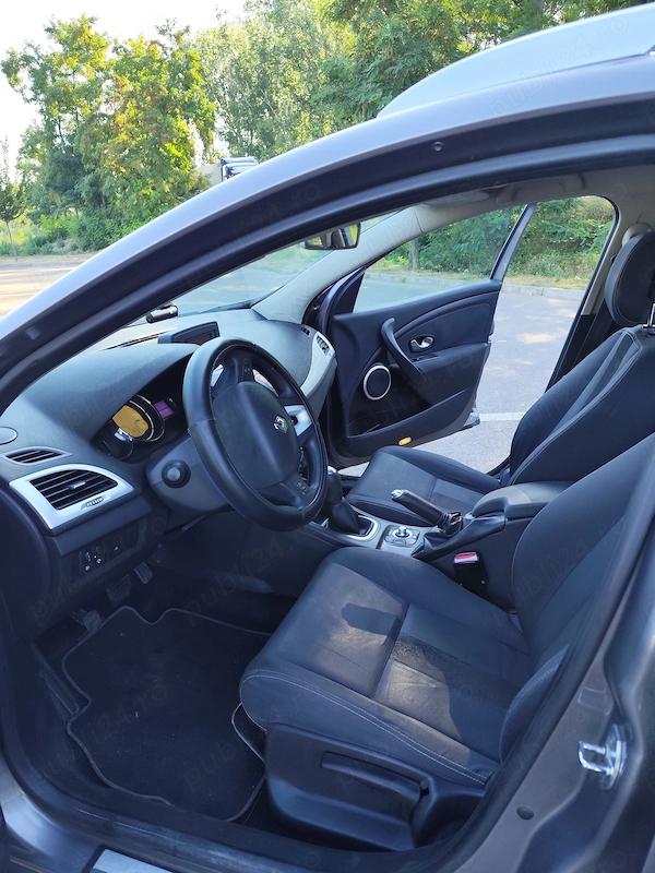 RENAULT Megane 2010 — imagine 4