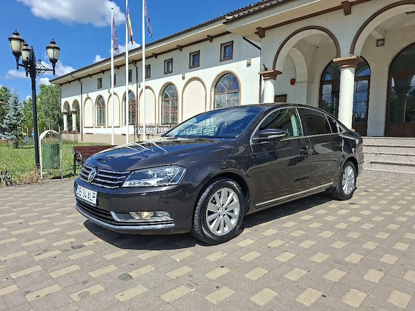 VOLKSWAGEN Passat 2012 — imagine 3