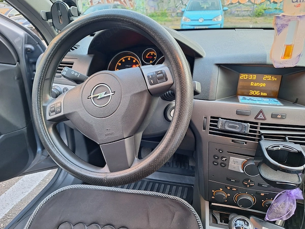 OPEL Astra 2005 — imagine 4