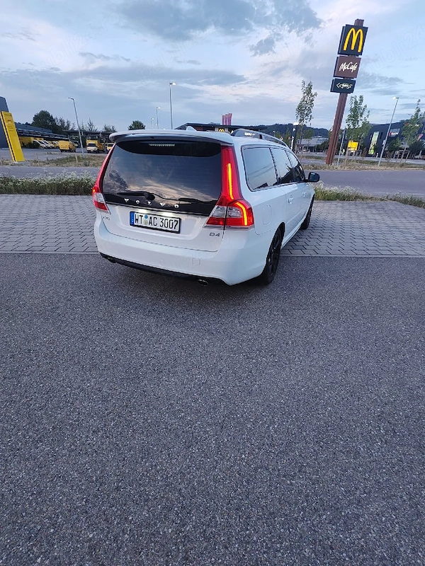 VOLVO V70 2014 — imagine 9