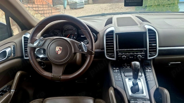 PORSCHE Cayenne 2011 — imagine 3