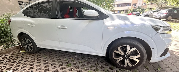 DACIA Logan 2023 — imagine 3