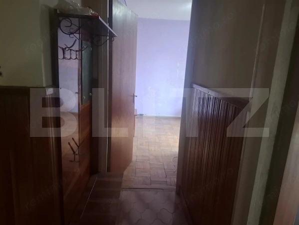 Apartament 3 camere, 65 mp, zona Găești — fotografia 1