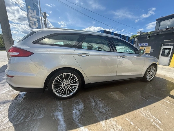 Vand Ford Mondeo 2020 Automat