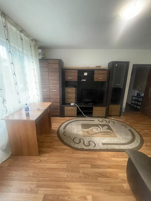 Închiriere apartament — fotografia 1
