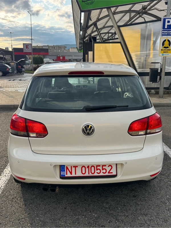 VOLKSWAGEN Golf 2010 — imagine 4
