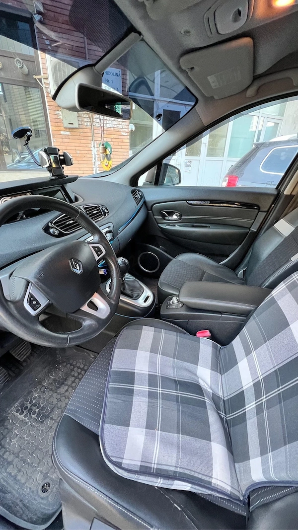 RENAULT Scenic 2012 — imagine 5