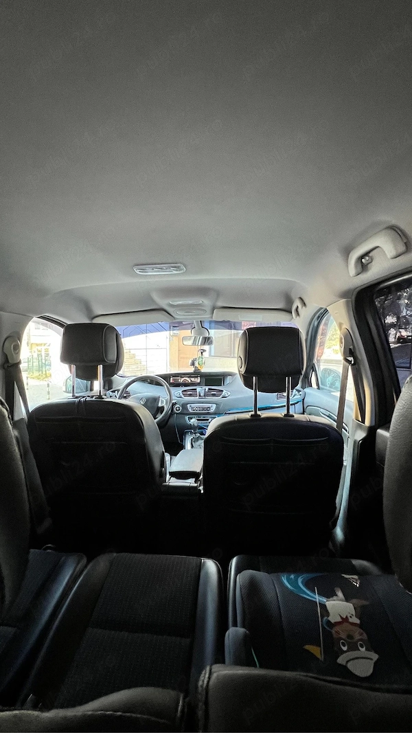 RENAULT Scenic 2012 — imagine 3