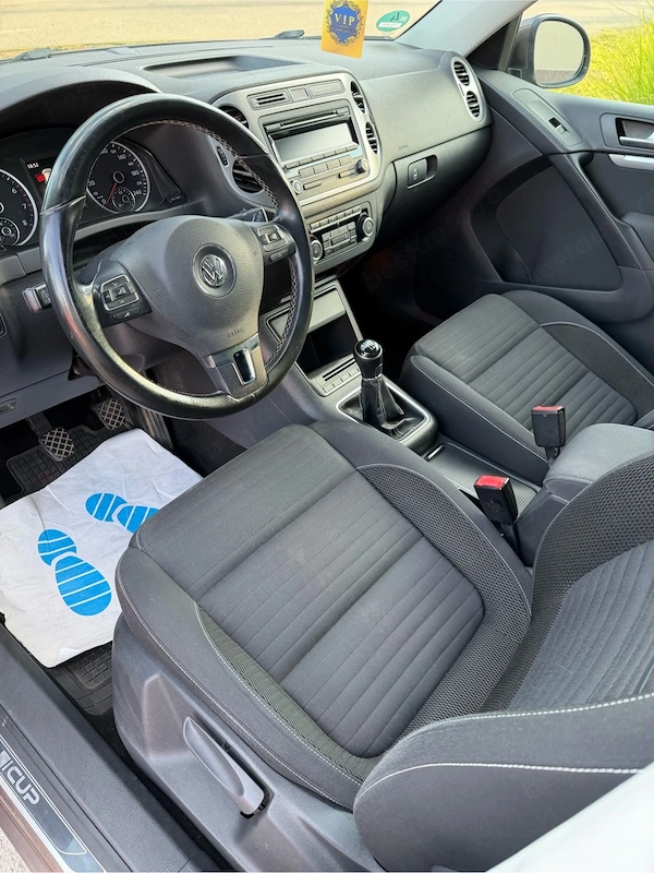 VOLKSWAGEN Tiguan 2015 — imagine 9