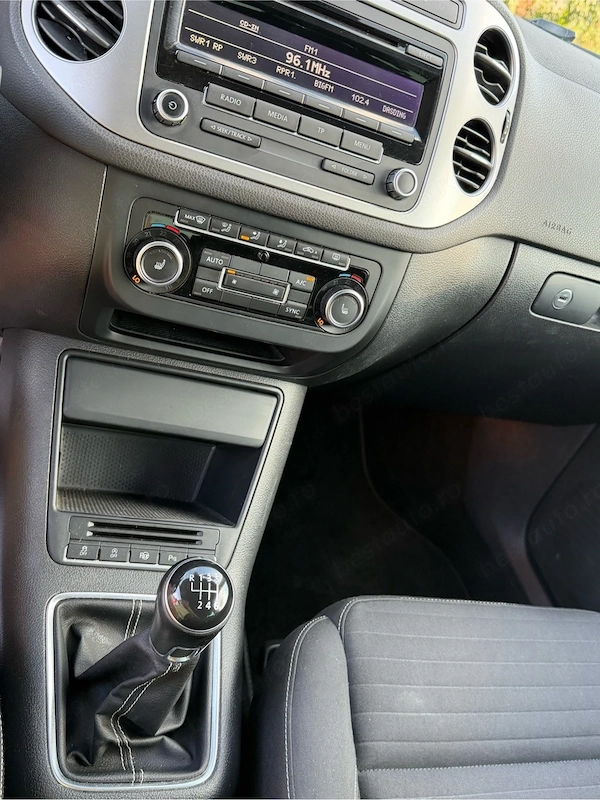 VOLKSWAGEN Tiguan 2015 — imagine 6