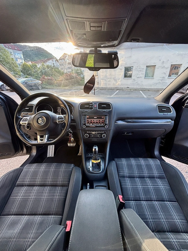 VOLKSWAGEN Golf 2012 — imagine 6