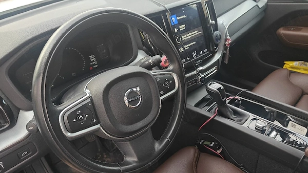 VOLVO XC60 2019 — imagine 6