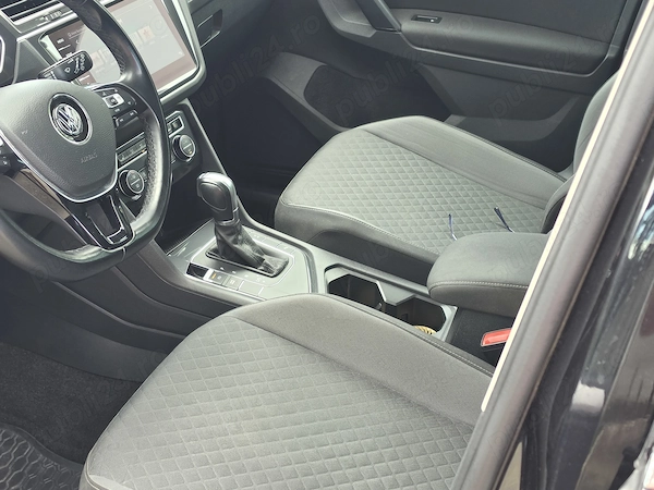 VOLKSWAGEN Tiguan 2019 — imagine 9