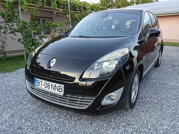 Renault Grand Scenic 2011!