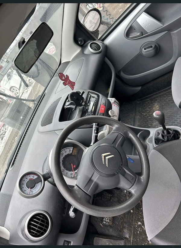 CITROËN C1 2011 — imagine 2