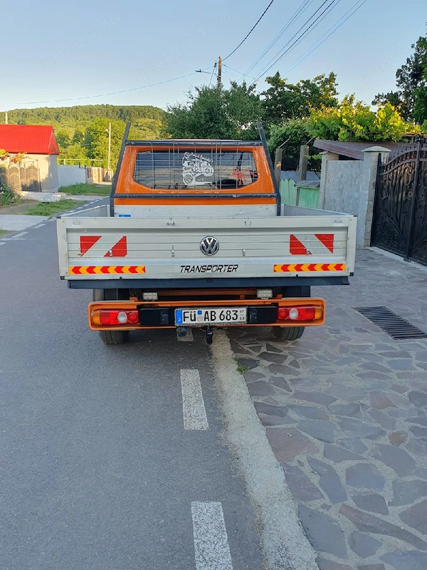 VOLKSWAGEN Transporter 2012 — imagine 4