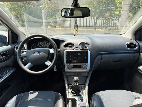 FORD Focus 2009 — imagine 5