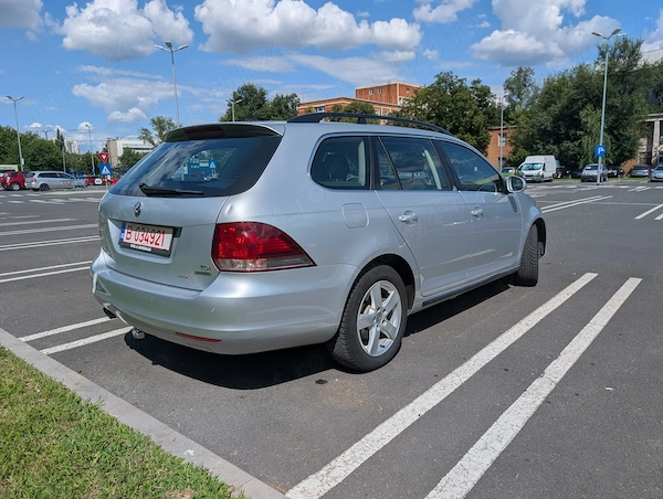 VOLKSWAGEN Golf 2012 — imagine 4