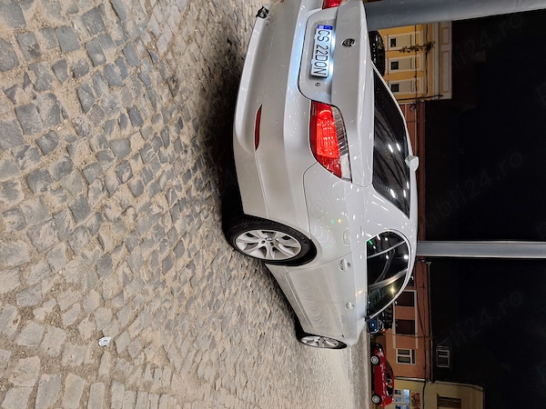 BMW 5 Series 2004 — imagine 4