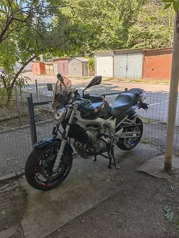 Yamaha FZ6 S1 2006