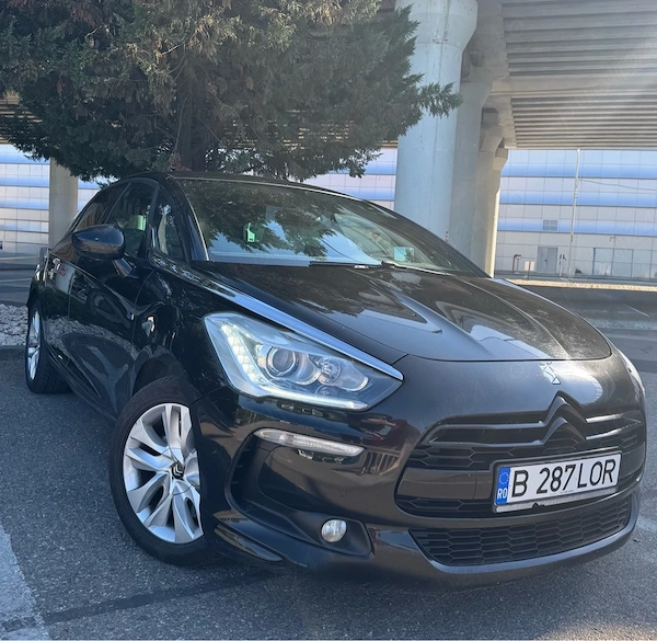Citro n DS5 Hybrid 4x4 FULL OPTION | Keyless | JBL | Masaj | Pano | 2013