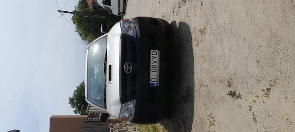 Vind Toyota Hilux, 4x2, 2007,2locuri 5200 eur -