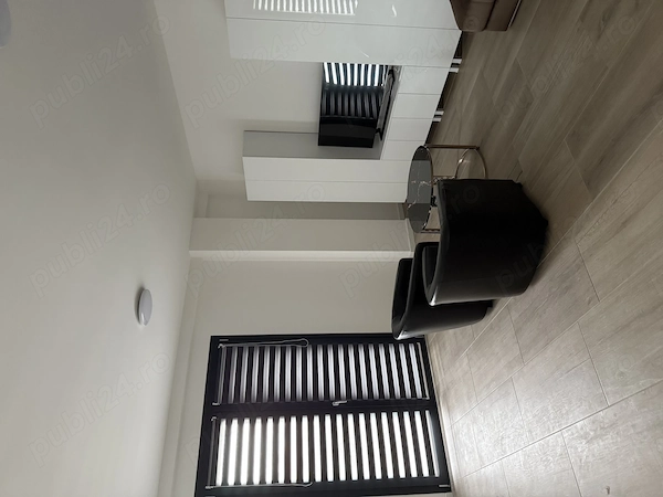 Închiriez apartament cu o cameră — fotografia 1