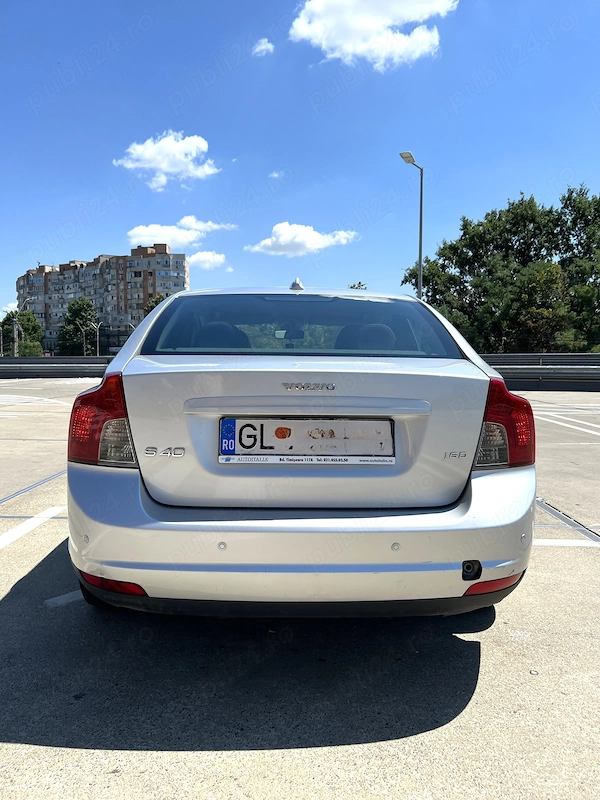 VOLVO S40 2010 — imagine 4