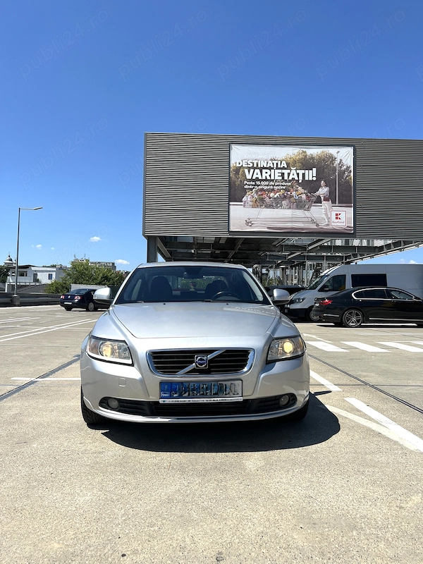 VOLVO S40 2010 — imagine 2