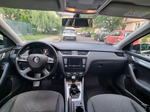 SKODA Octavia 2015 — imagine 3