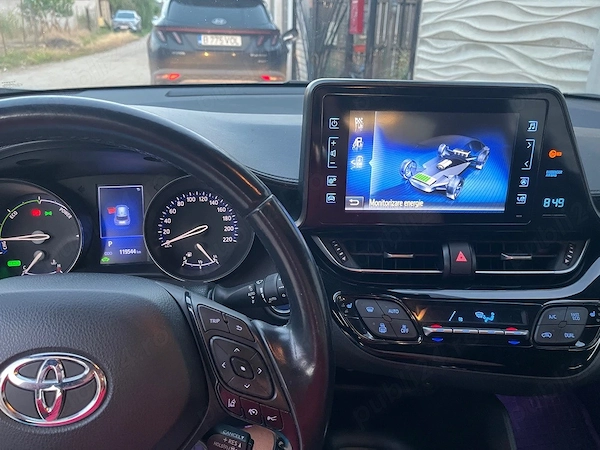 TOYOTA C-HR 2018 — imagine 3