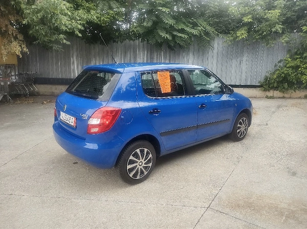 SKODA Fabia 2011 — imagine 4