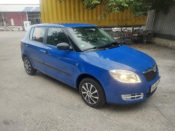SKODA Fabia 2011 — imagine 3