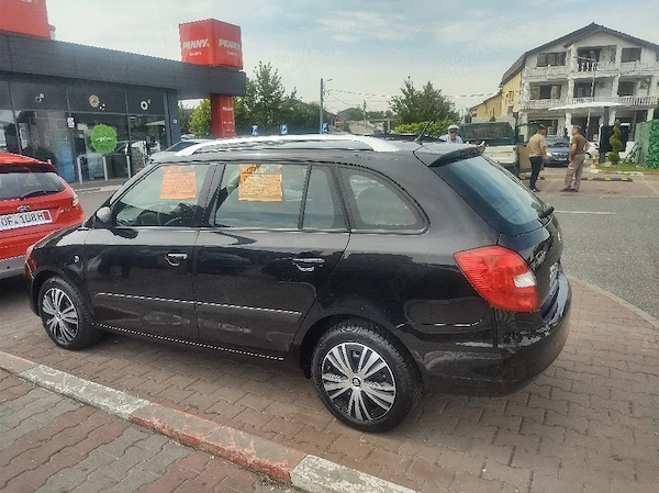 SKODA Fabia 2012 — imagine 3