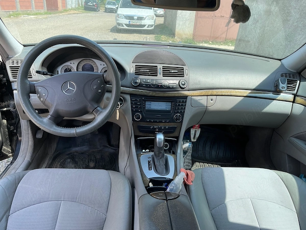 MERCEDES-BENZ E-Class 2003 — imagine 4