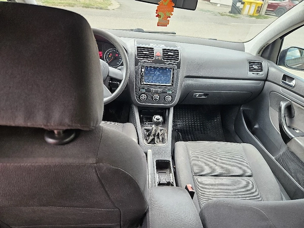VOLKSWAGEN Golf 2005 — imagine 5