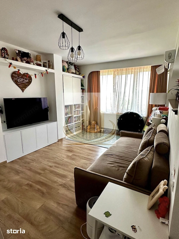 Apartament cu 4 camere si 2 bai | 84 mp | decomandat | zonă centrală — fotografia 1