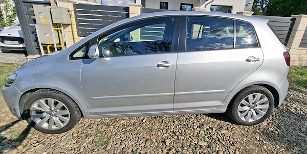 VOLKSWAGEN Golf 2010 — imagine 2
