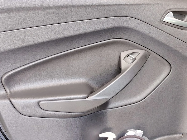 FORD Kuga 2015 — imagine 7