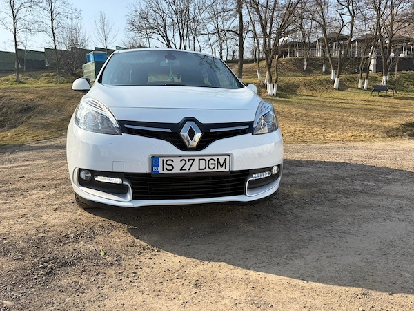 RENAULT Scenic