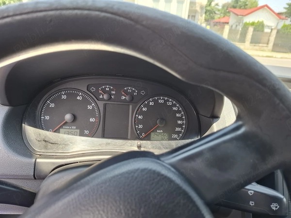 VOLKSWAGEN Polo 2006 — imagine 2