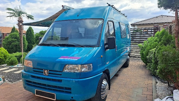 autorulota,camper peugeot boxer omologat
