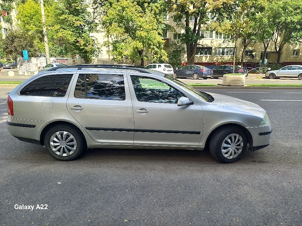 SKODA Octavia 2009 — imagine 2