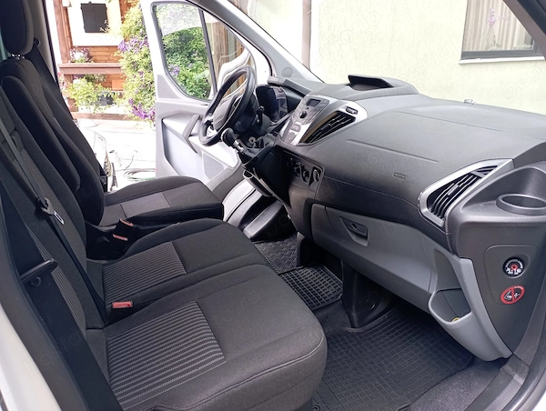 FORD Tourneo Custom 2015 — imagine 10