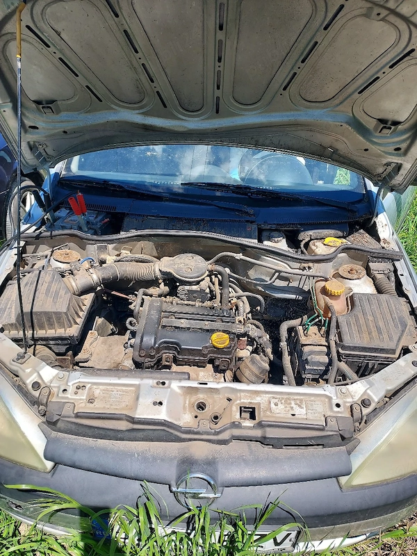 OPEL Corsa 2000 — imagine 4