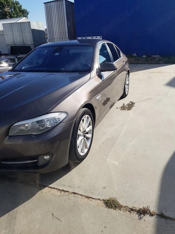 BMW 5 Series 2012 — imagine 4