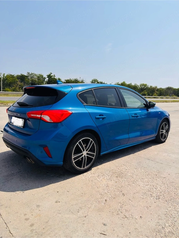 FORD Focus 2019 — imagine 3