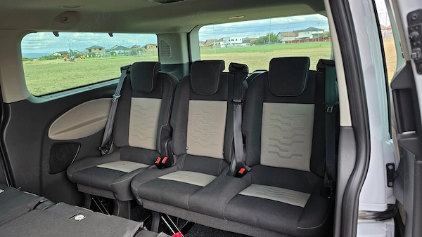 FORD Tourneo Custom 2016 — imagine 9