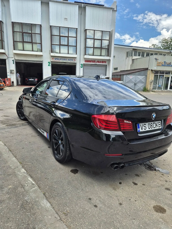 BMW 5 Series 2011 — imagine 2