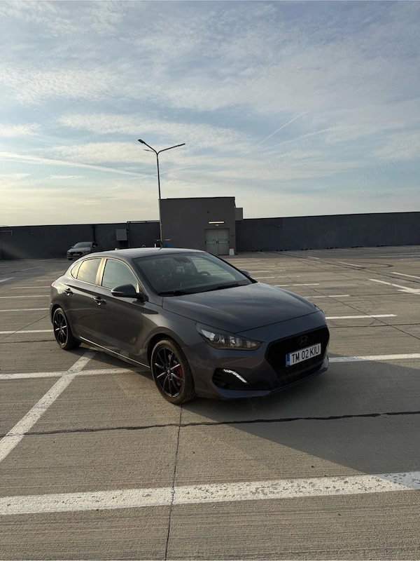 Hyundai i30 Fastback 1.4 T-GDI 140 CP Automat |2018 cm|126.000 km | Micron Grey